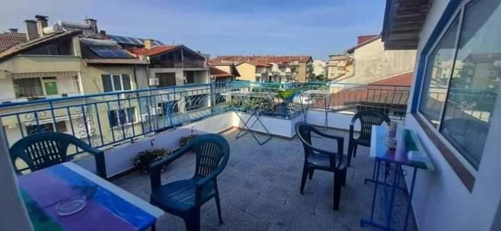 Family House Primorsko Apartment ภายนอก รูปภาพ